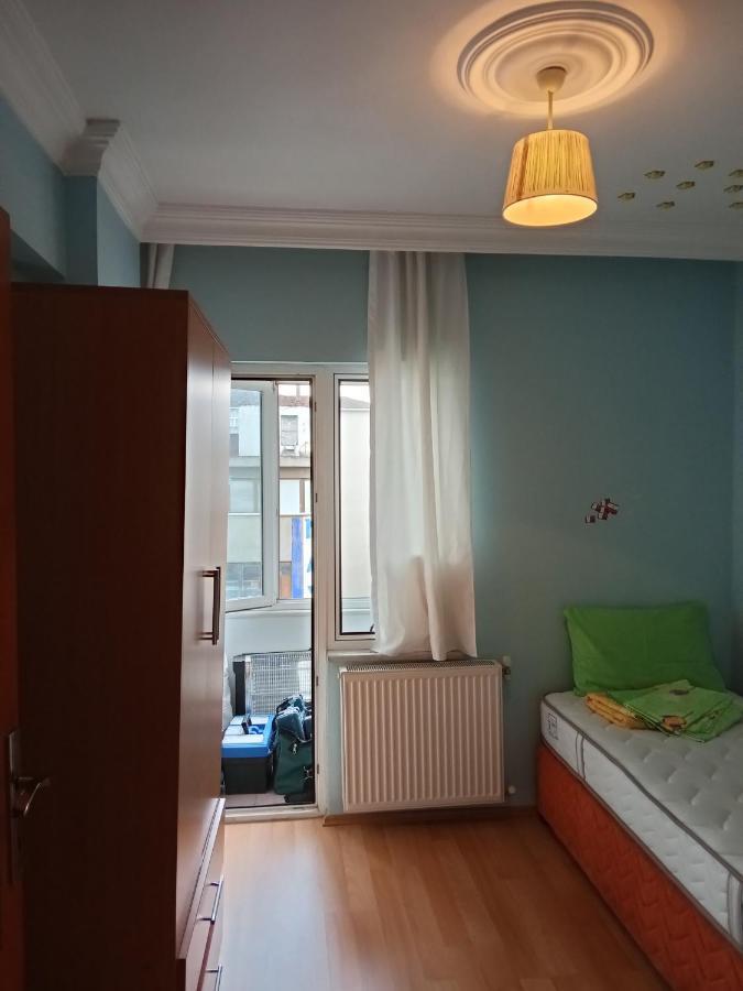 A Single Room in Home, одноместная комната в доме, Chambre simple, Habitación individual Стамбул Екстер'єр фото