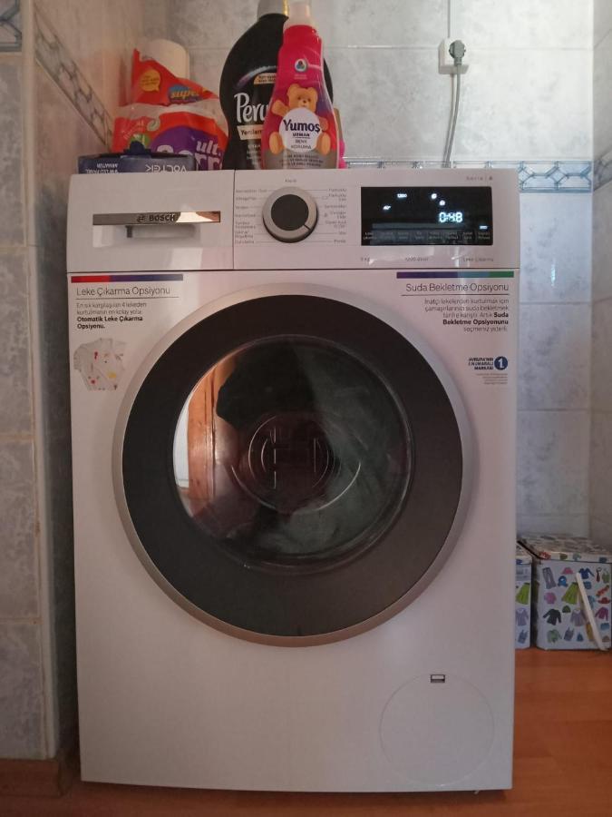 A Single Room in Home, одноместная комната в доме, Chambre simple, Habitación individual Стамбул Екстер'єр фото