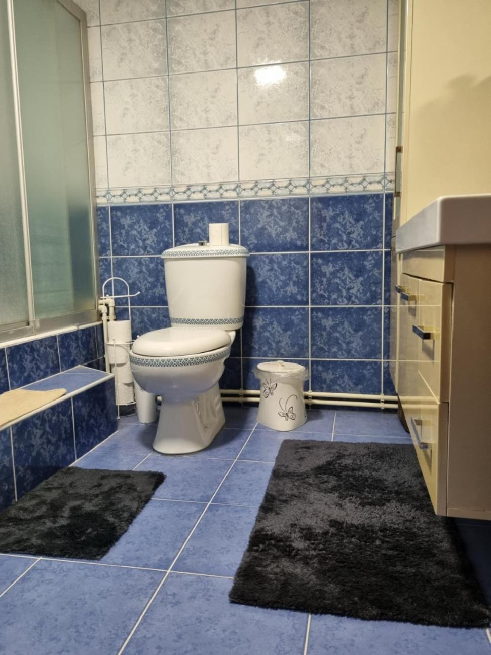 A Single Room in Home, одноместная комната в доме, Chambre simple, Habitación individual Стамбул Екстер'єр фото